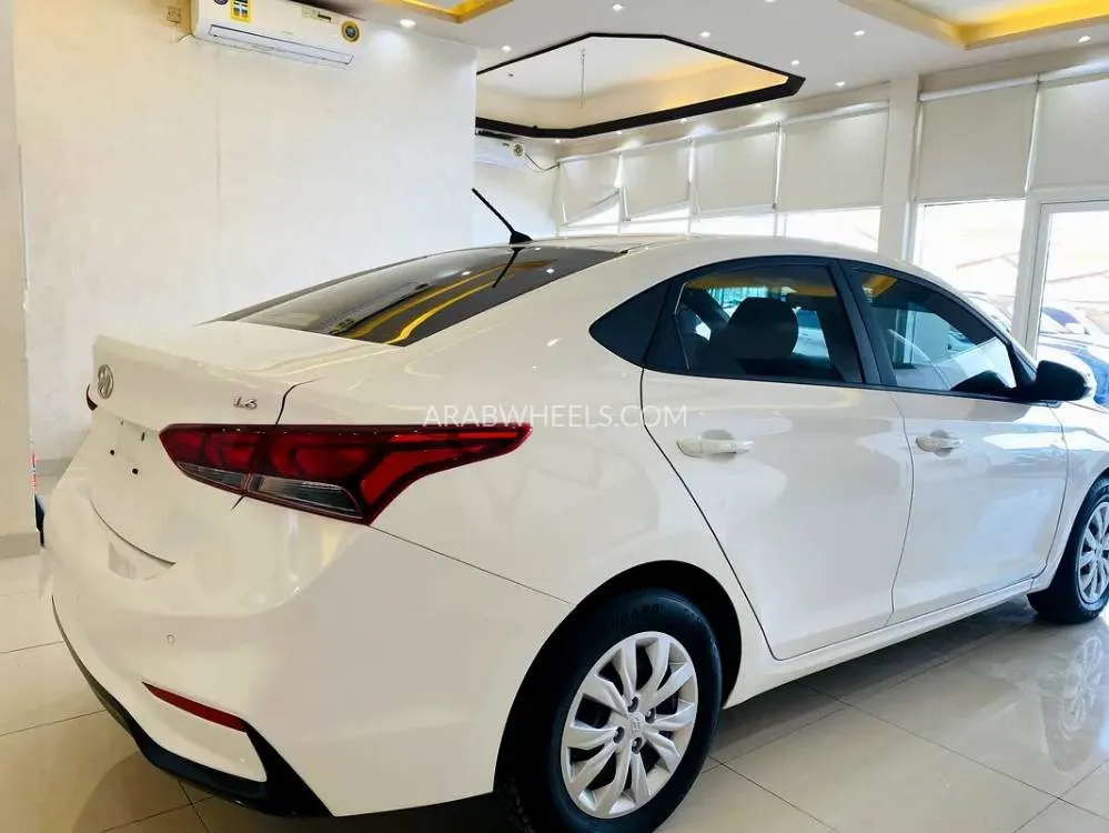 Hyundai Accent 2019 for Sale in Sharjah Image-12