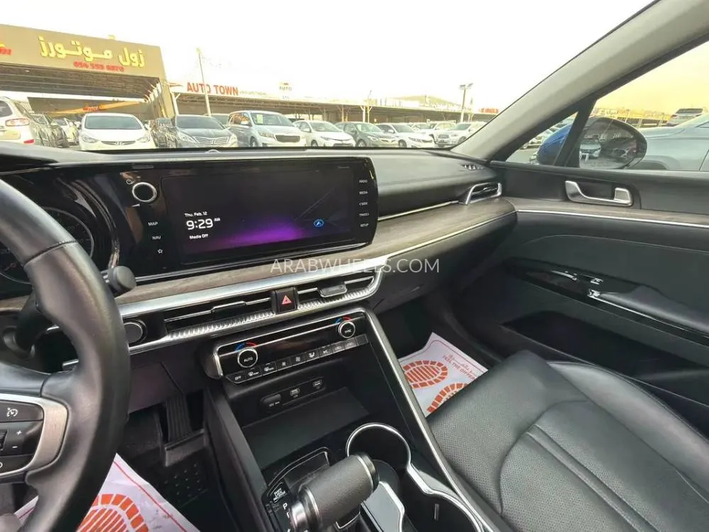 Kia K5 2024 for Sale in Ajman Image-5