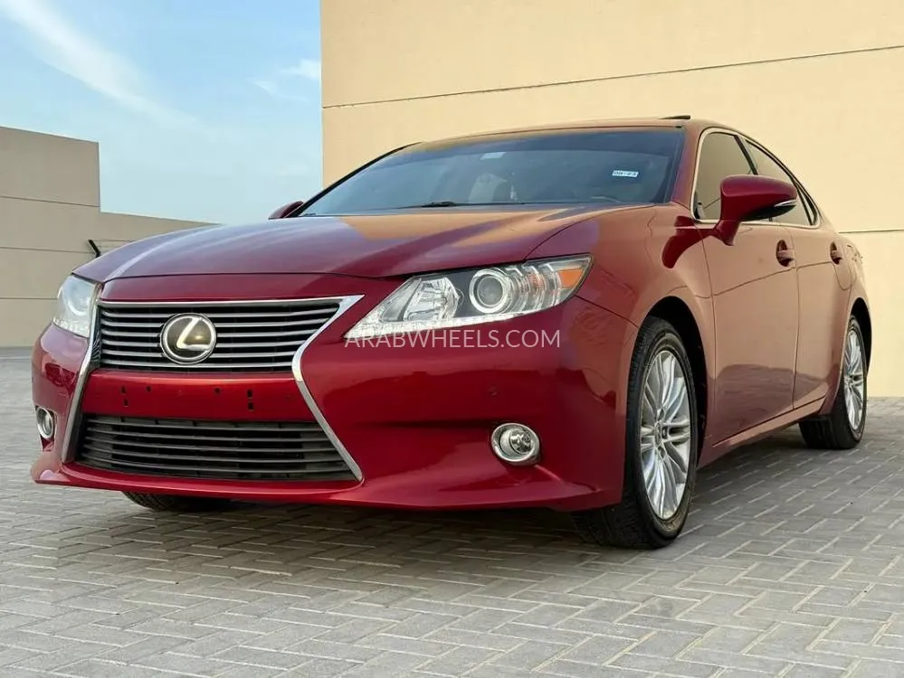 لكزس ES 2015 for Sale in دبي Image-9