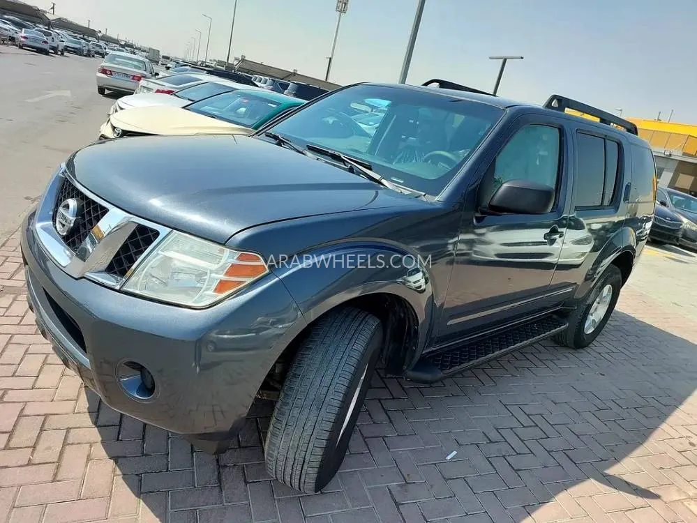 Nissan Pathfinder 2011 for Sale in Sharjah Image-2