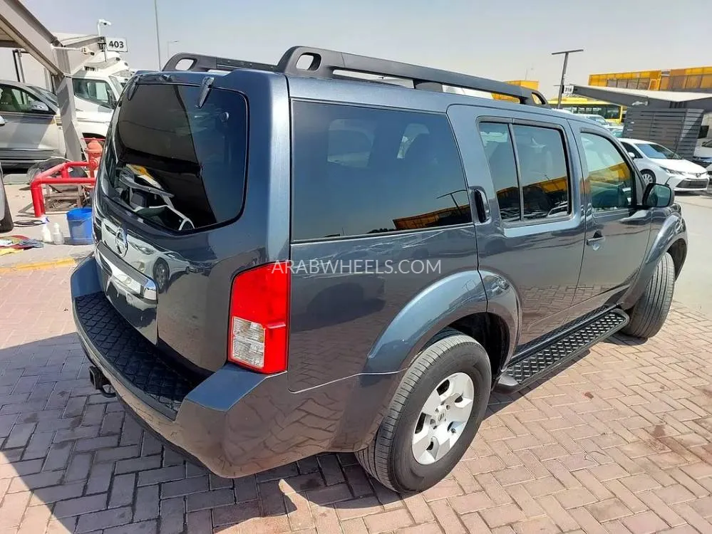 Nissan Pathfinder 2011 for Sale in Sharjah Image-14