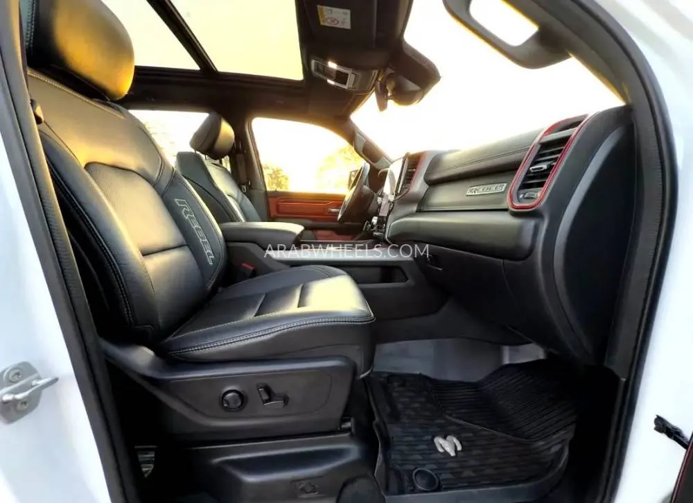 رام 1500 2023 for Sale in دبي Image-10