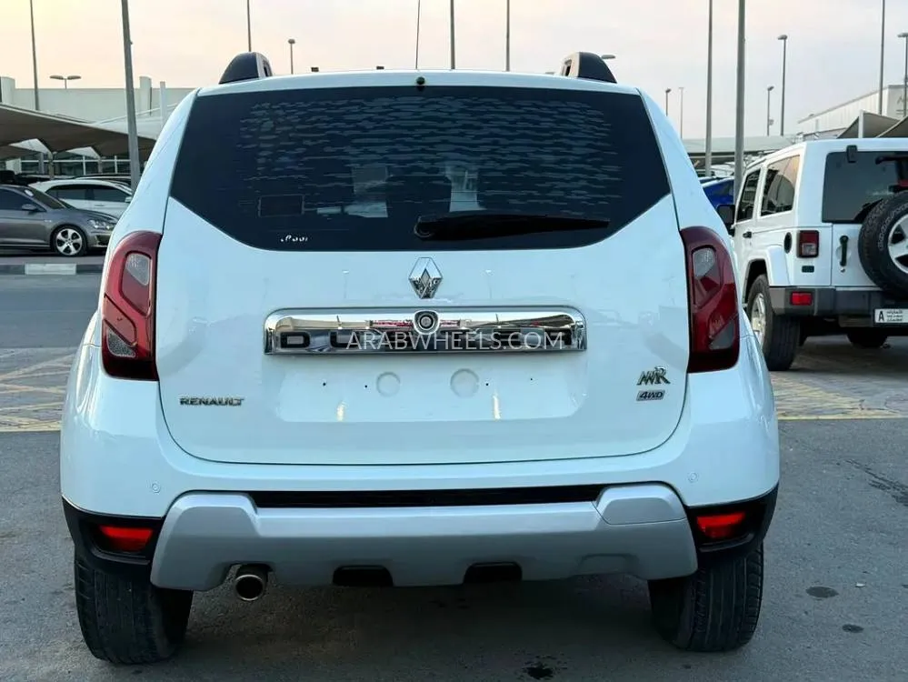 Renault Duster 2018 for Sale in Dubai Image-10