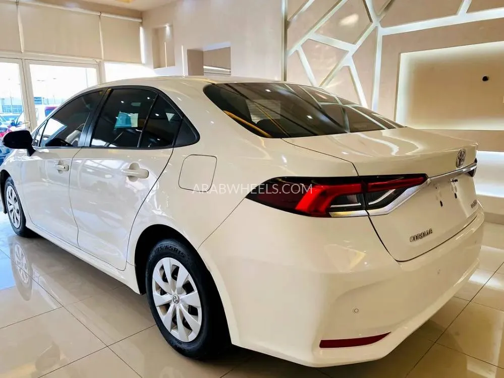 Toyota Corolla 2020 for Sale in Sharjah Image-2