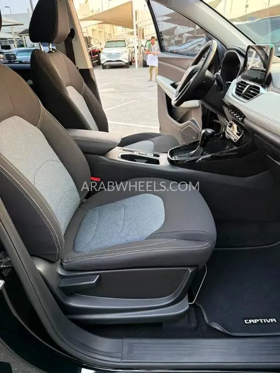 شيفروليه كابتيفا 2023 for Sale in الشارقة Image-4
