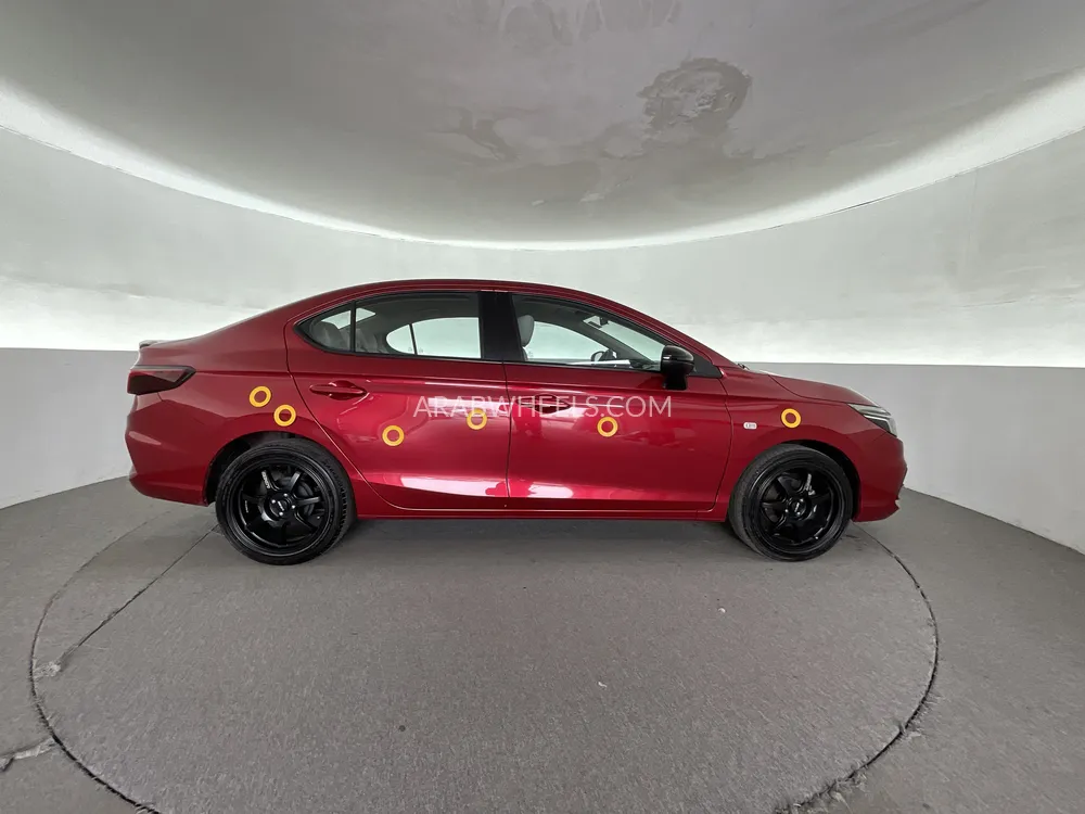 Honda City 2022 for Sale in Sharjah Image-11