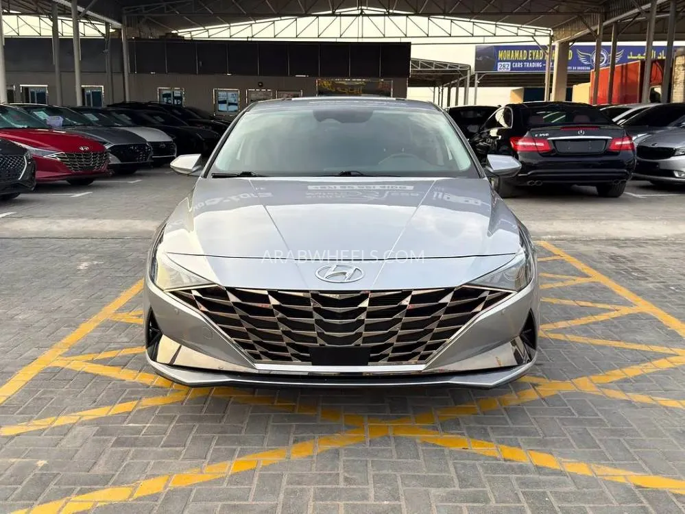 Hyundai Elantra 2021 for Sale in Ajman Image-11