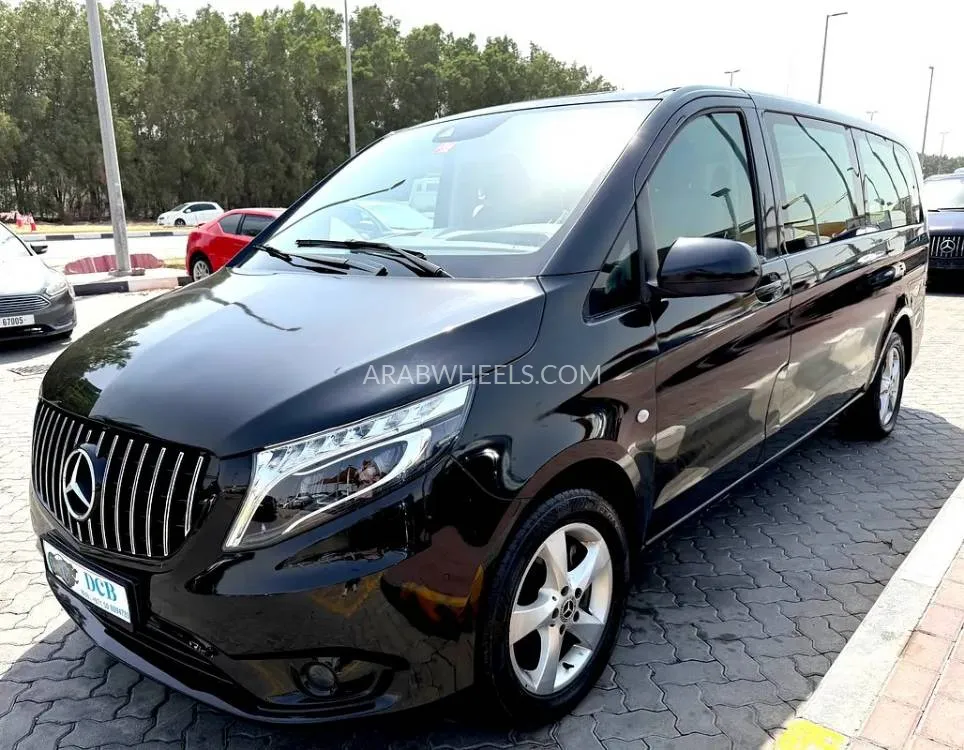 مرسيدس بنز فيتو 2020 for Sale in الشارقة Image-2