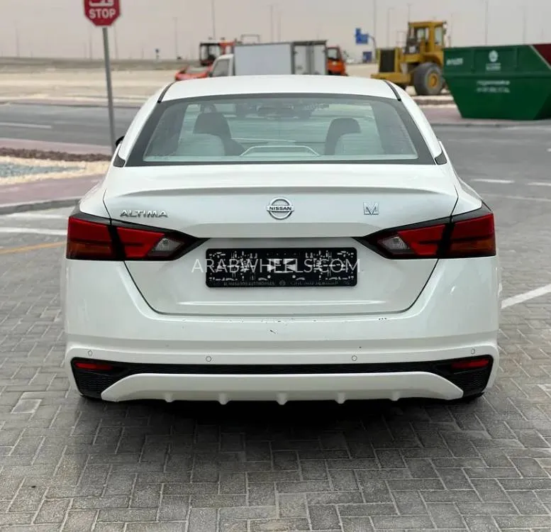 Nissan Altima 2020 for Sale in Abu Dhabi Image-4
