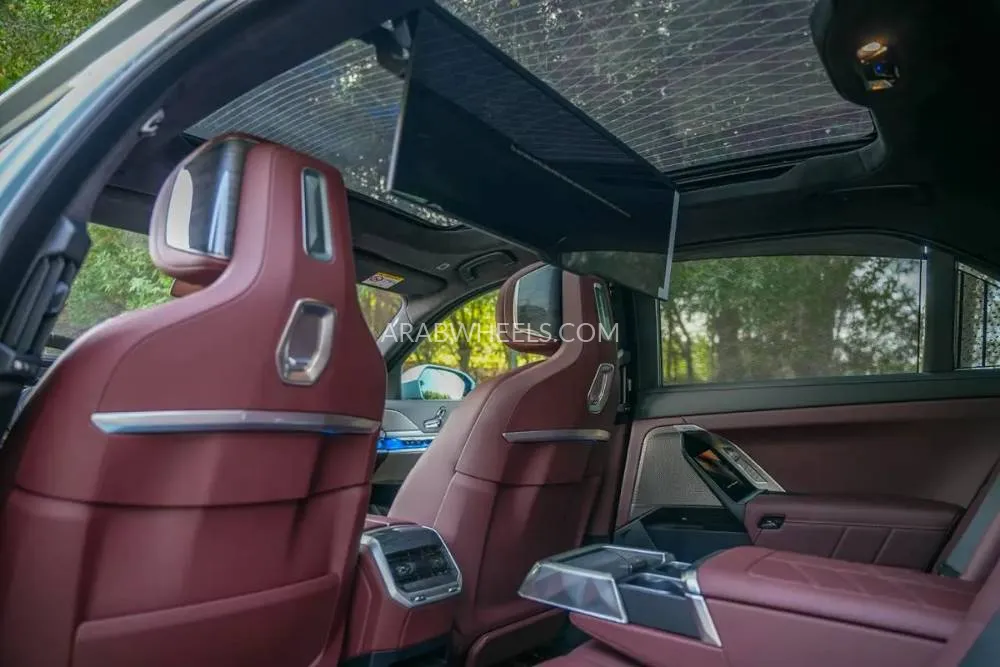 BMW 7 series 2026 for Sale in Sharjah Image-7