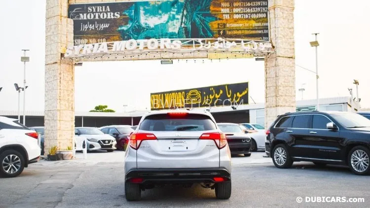 Honda HR-V 2019 for Sale in Ajman Image-6