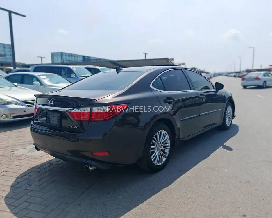 لكزس ES 2013 for Sale in الشارقة Image-12