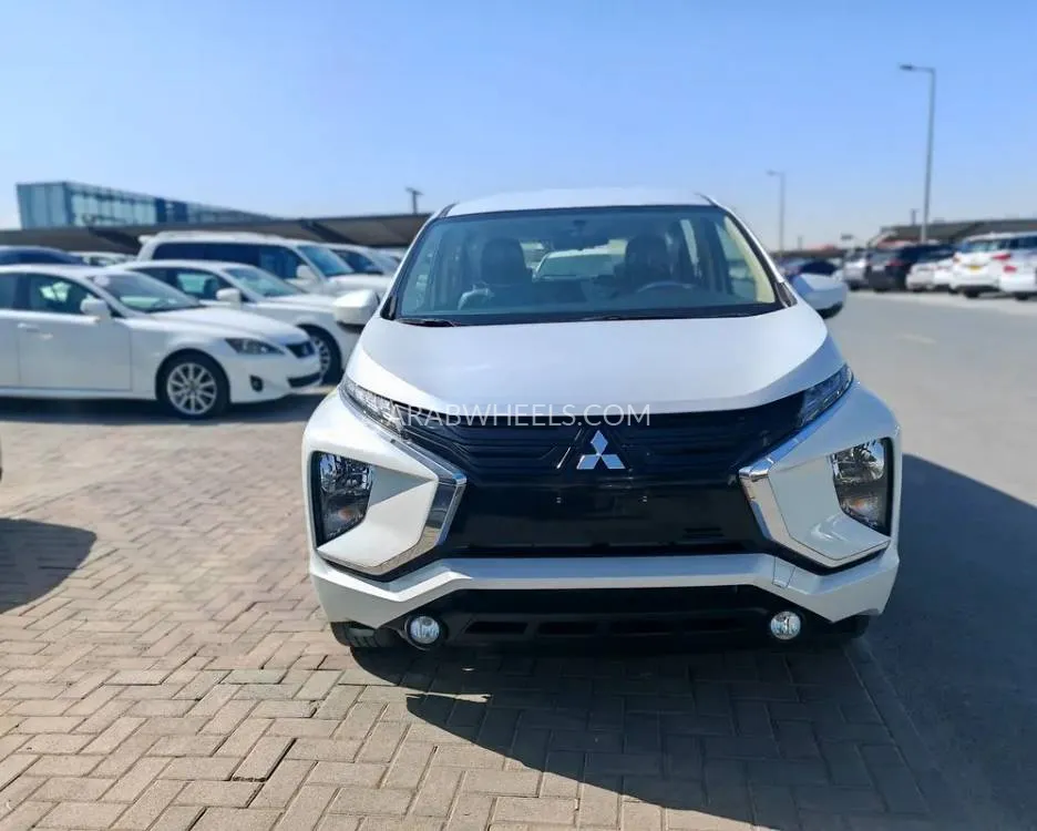 Mitsubishi Xpander 2022 for Sale in Sharjah Image-4