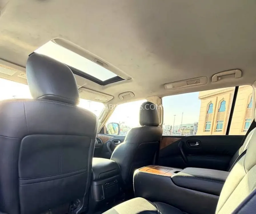Nissan Armada 2023 for Sale in Sharjah Image-7