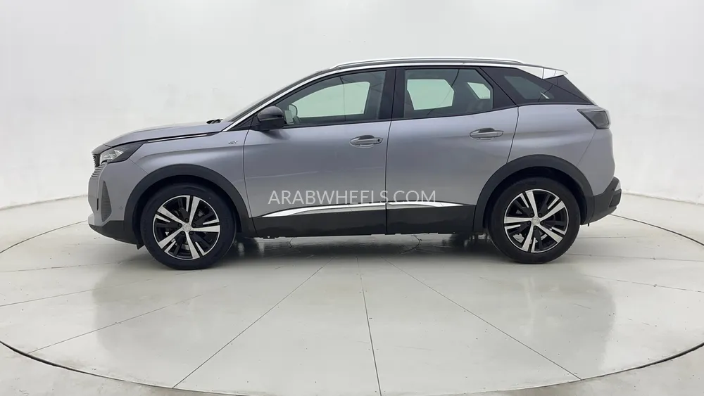 Peugeot 3008 2023 for Sale in Dubai Image-6
