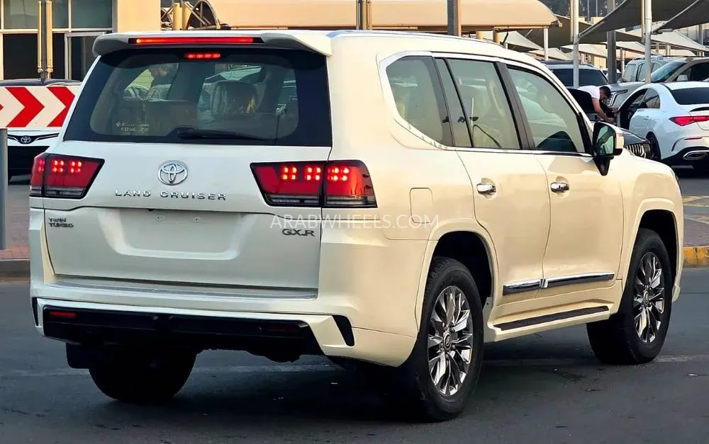 Toyota Land Cruiser 2015 for Sale in Sharjah Image-7