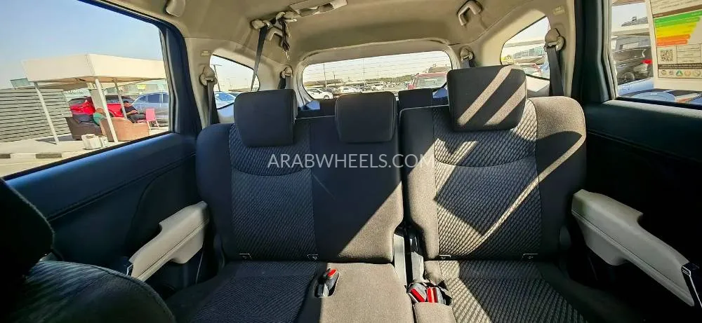 Toyota Rush 2021 for Sale in Sharjah Image-7