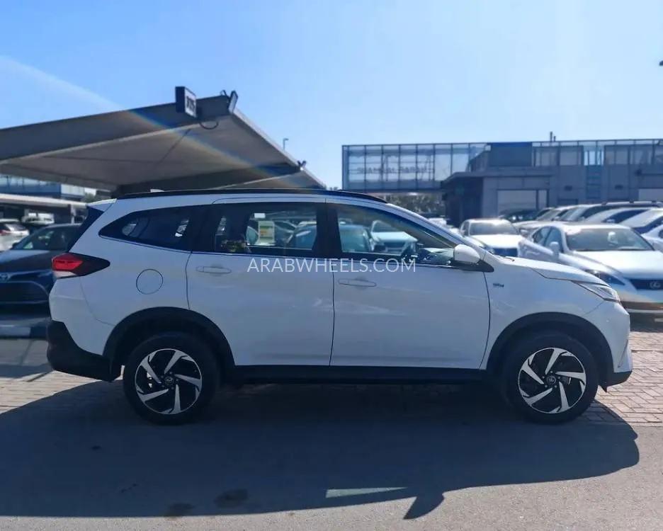 Toyota Rush 2021 for Sale in Sharjah Image-13