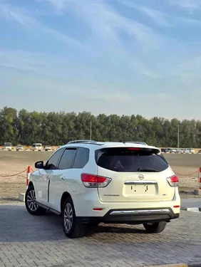 Nissan Pathfinder 3.5L S 2015