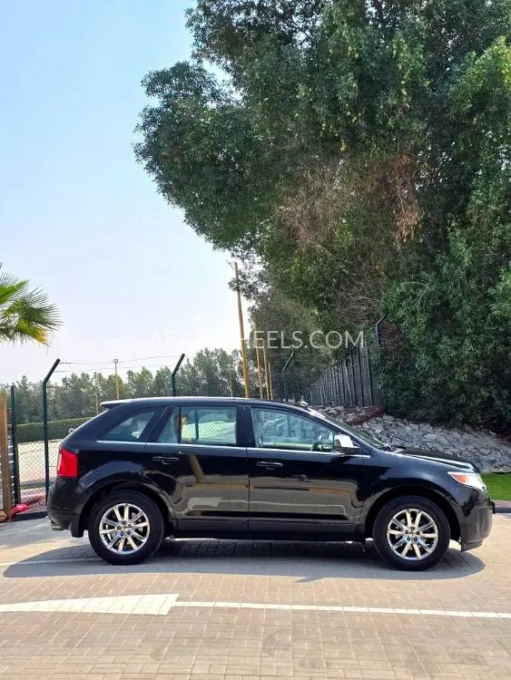 Ford Edge 2011 for Sale in Sharjah Image-15
