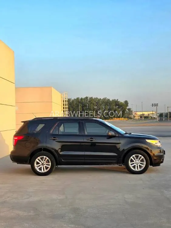 Ford Explorer 2013 for Sale in Sharjah Image-12