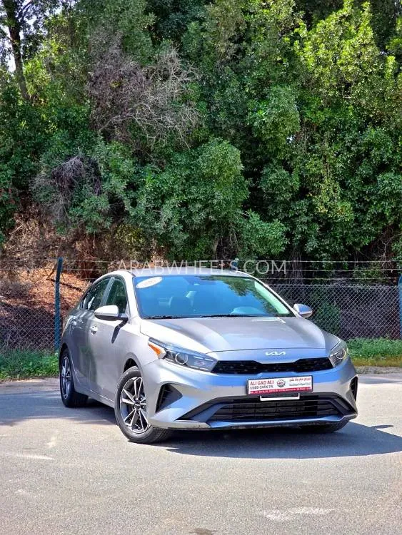 Kia Forte 2023 for Sale in Sharjah Image-5