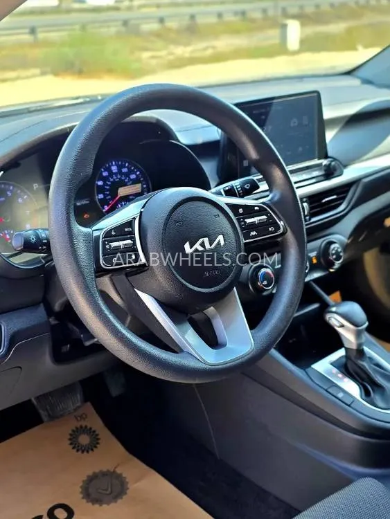 Kia Forte 2023 for Sale in Sharjah Image-15
