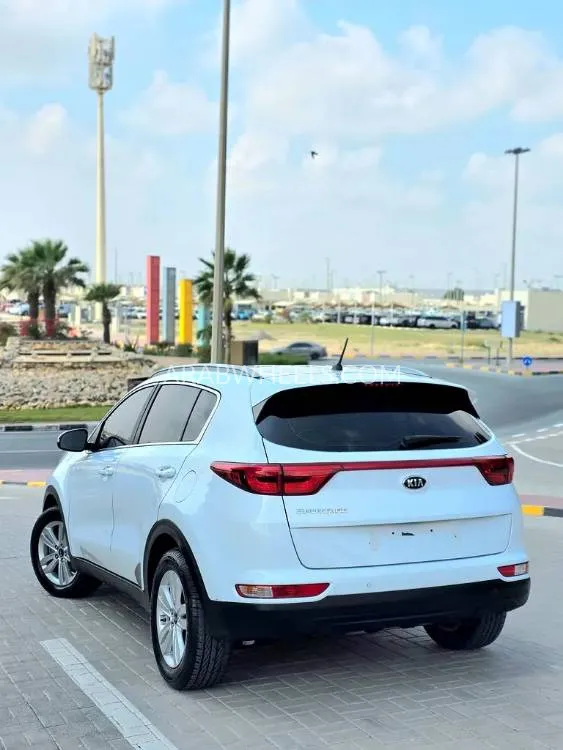 Kia Sportage 2019 for Sale in Sharjah Image-10