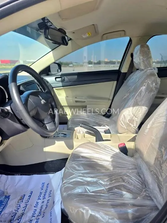 Mitsubishi Lancer 2015 for Sale in Sharjah Image-6