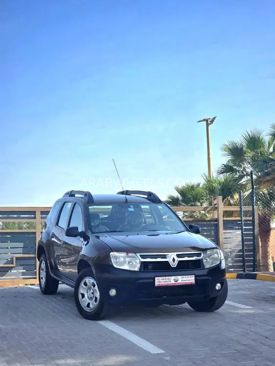 Renault Duster 2015 for Sale in Sharjah Image-16