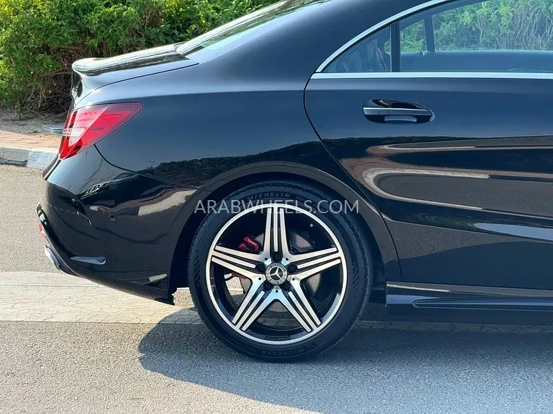 Mercedes Benz A Class 2019 for Sale in Dubai Image-12