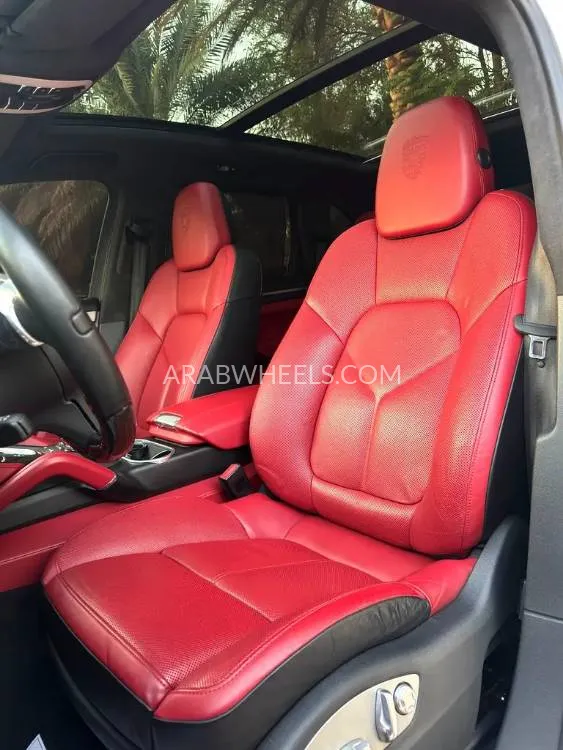 Porsche Cayenne 2014 for Sale in Abu Dhabi Image-19