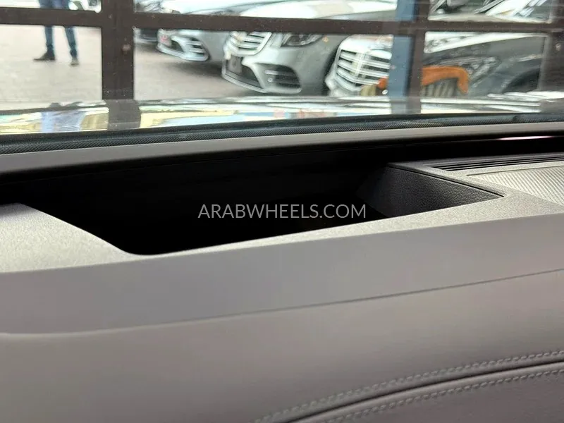 Volkswagen ID.6 2022 for Sale in Dubai Image-7