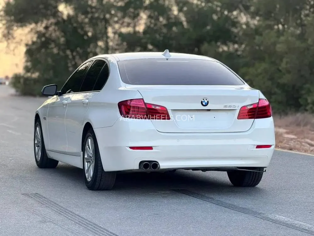 BMW 5 series 2016 for Sale in Sharjah Image-3