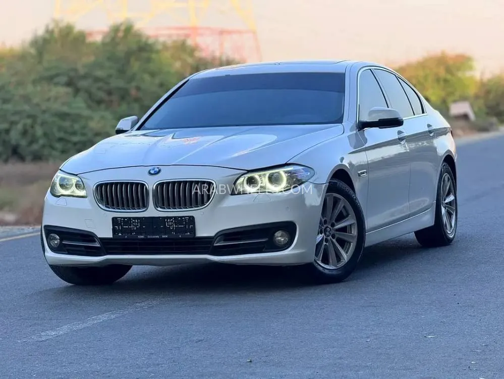 BMW 5 series 2016 for Sale in Sharjah Image-9