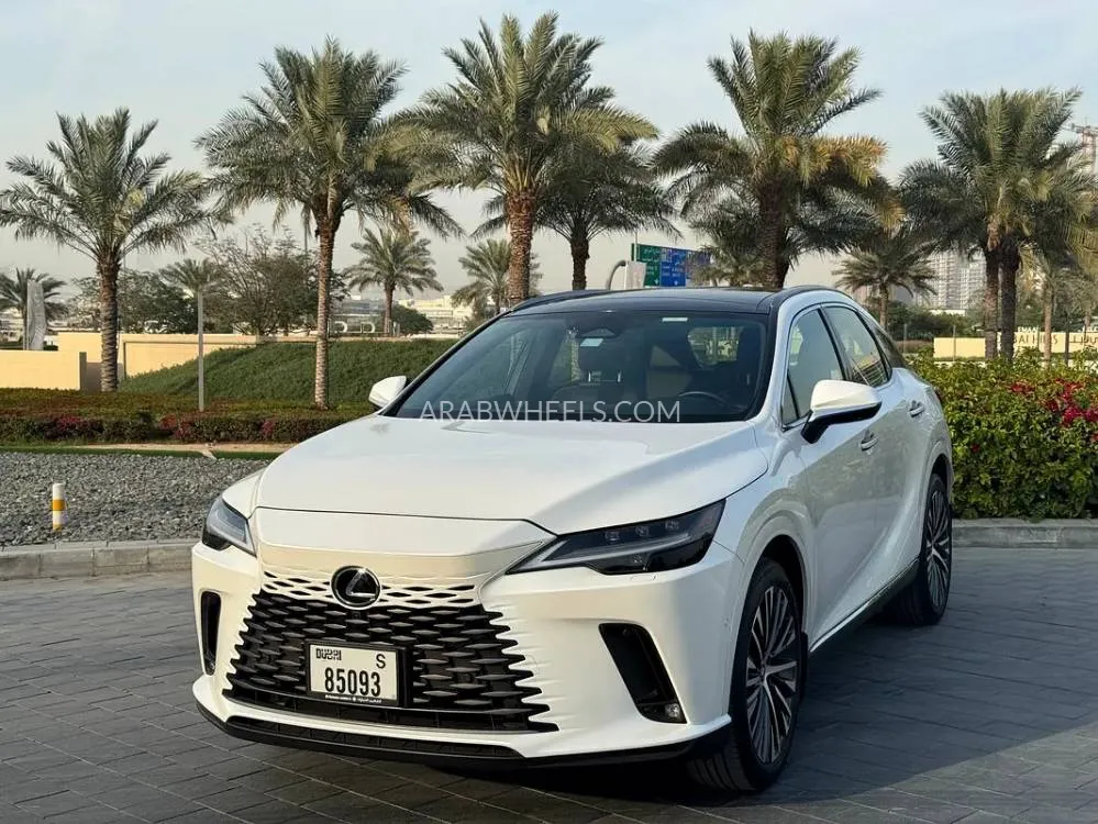 Lexus RX 2023 for Sale in Dubai Image-3