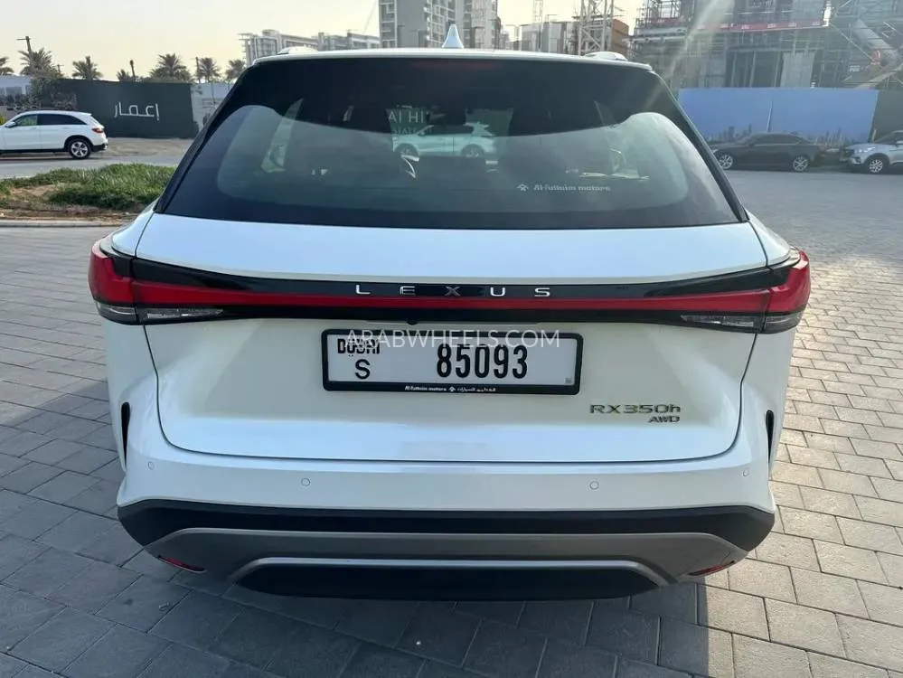 Lexus RX 2023 for Sale in Dubai Image-7