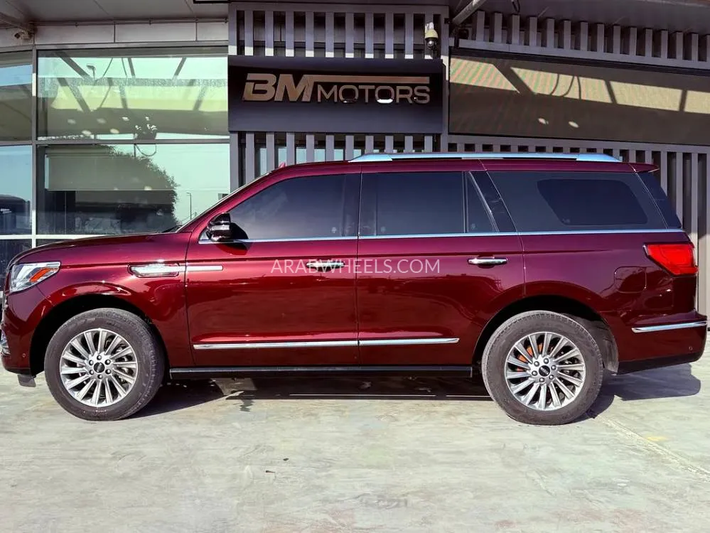 Lincoln Navigator 2021 for Sale in Dubai Image-7
