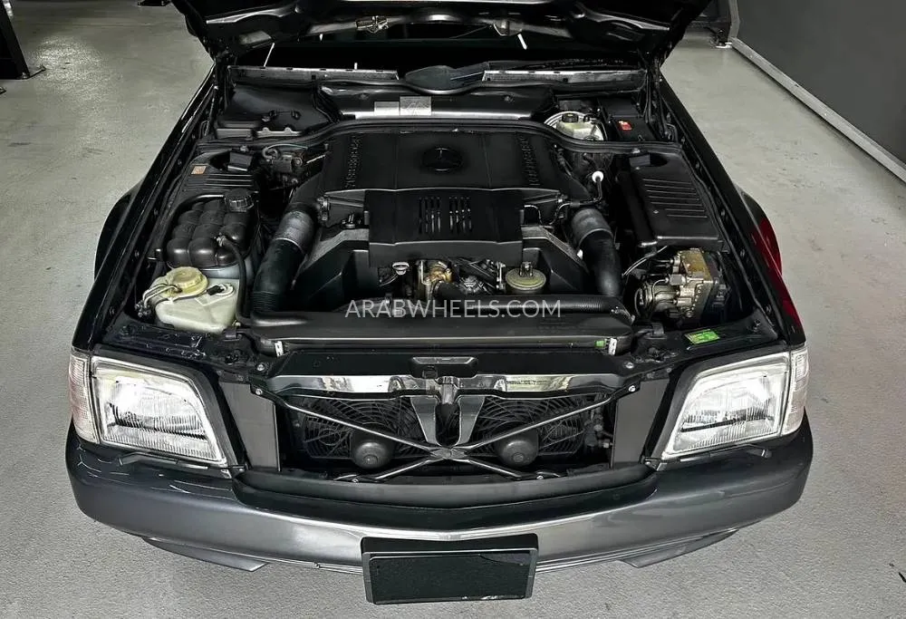 Mercedes Benz SL Class 1995 for Sale in Dubai Image-11