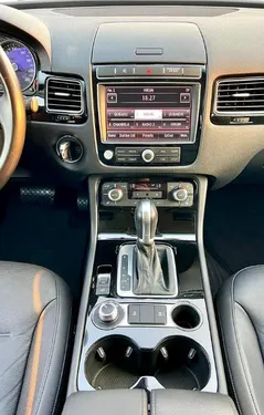 Volkswagen Touareg 3.6L SE 2018