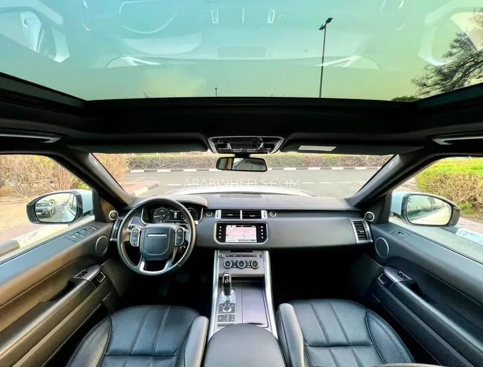 Land Rover Range Rover Sport 2016 for Sale in Dubai Image-7