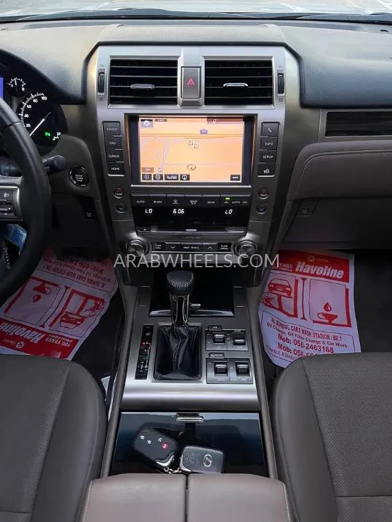 Lexus GX 2019 for Sale in Sharjah Image-4