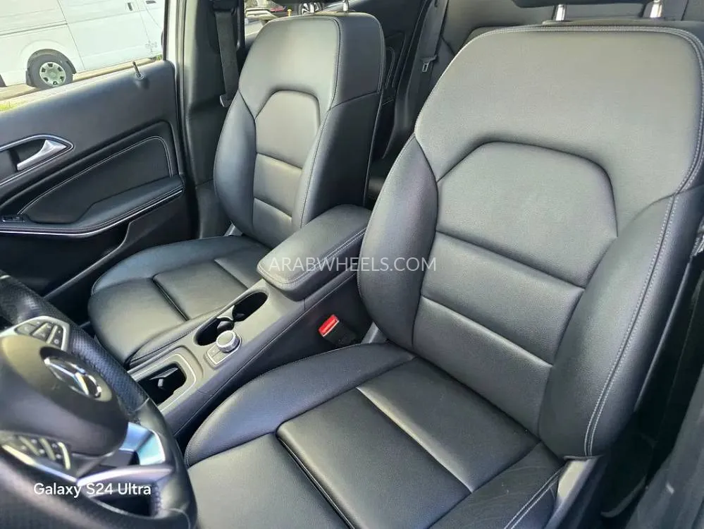 مرسيدس بنز GLA 2020 for Sale in دبي Image-9