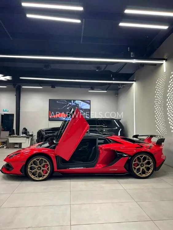 Lamborghini Aventador 2021 for Sale in Dubai Image-9
