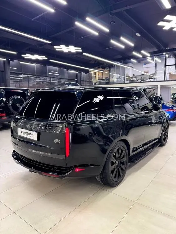 Land Rover Range Rover 2023 for Sale in Dubai Image-9