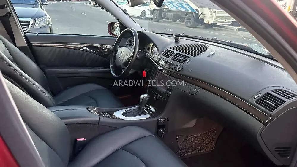 Mercedes Benz E Class 2003 for Sale in Dubai Image-8