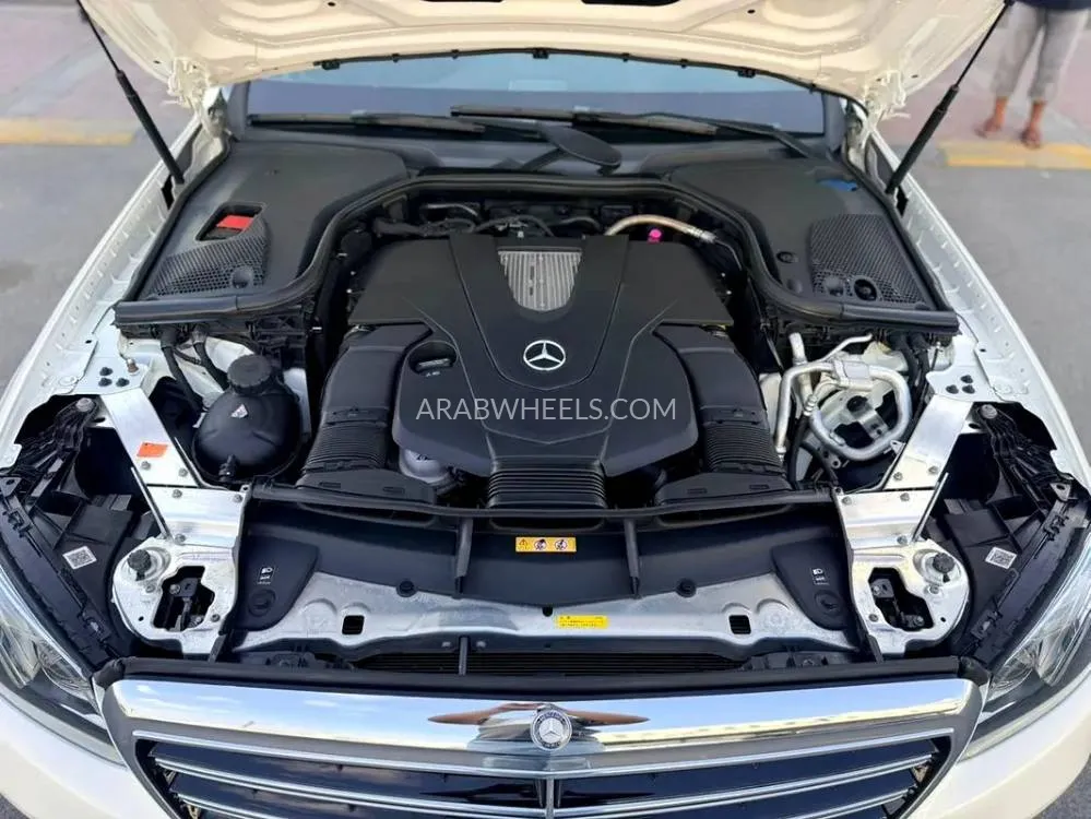 Mercedes Benz E Class 2017 for Sale in Dubai Image-7