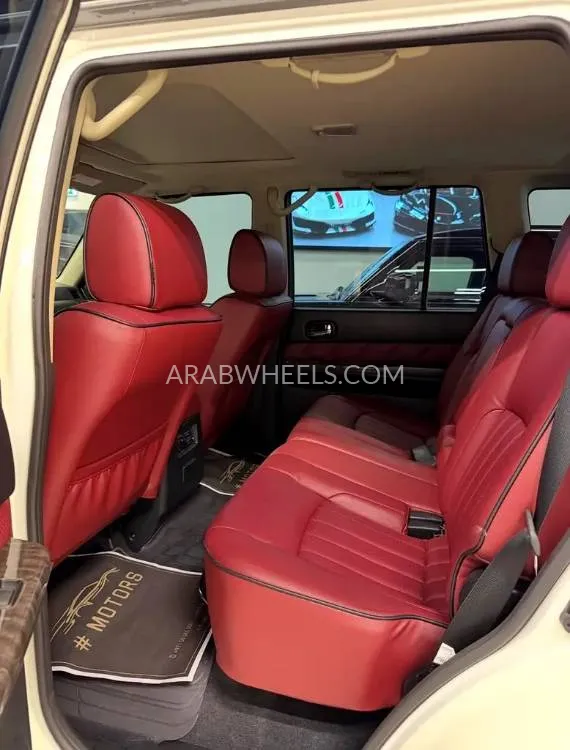 Nissan Patrol 2024 for Sale in Dubai Image-3