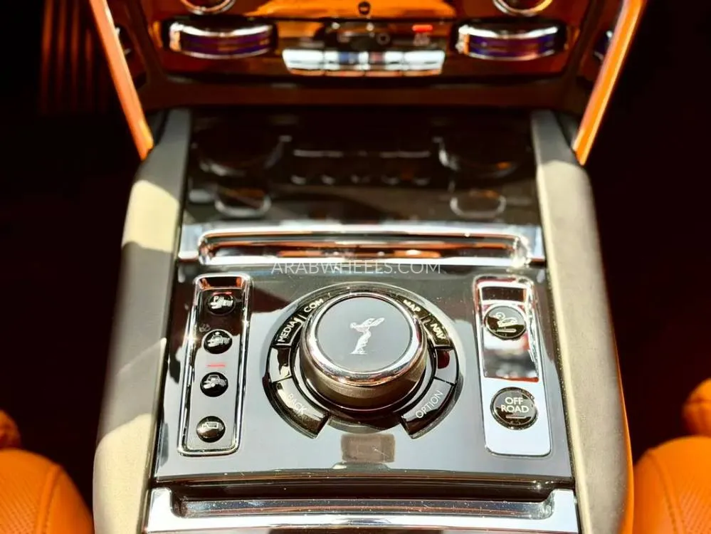 Rolls Royce Cullinan 2020 for Sale in Dubai Image-10