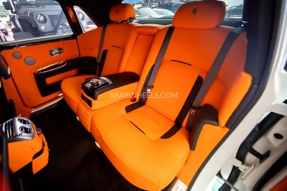Rolls Royce Ghost 2014 for Sale in Dubai Image-18